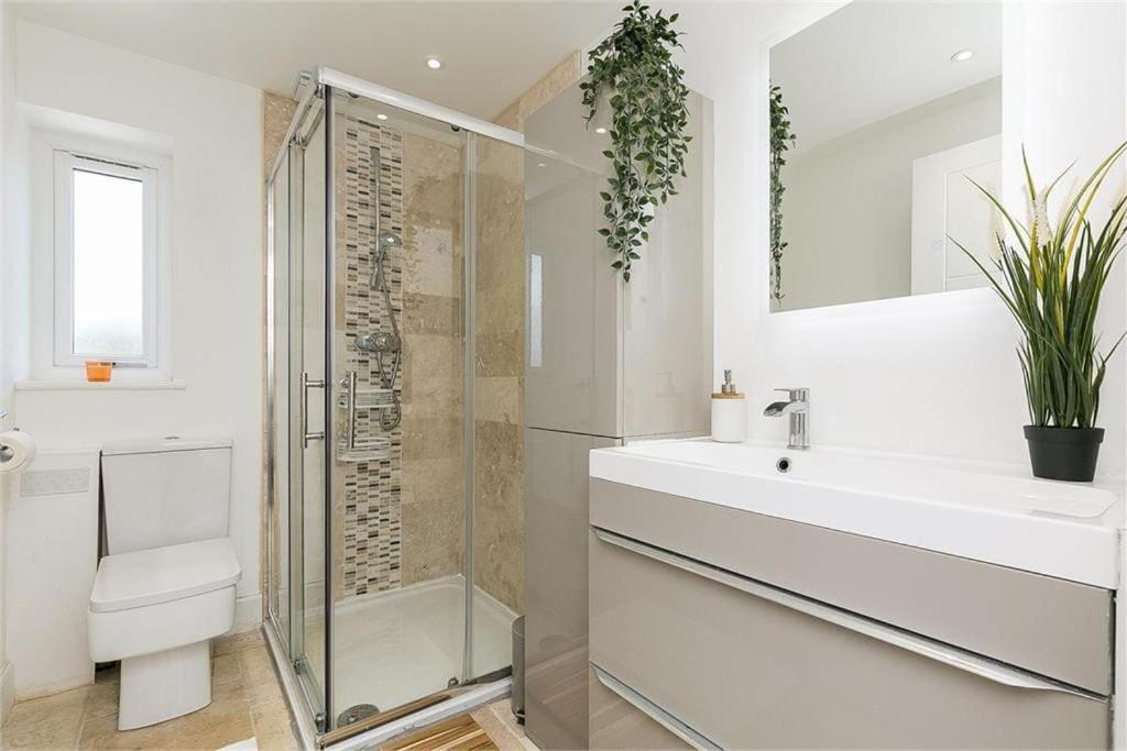 Dreghorn House 4 Bedrooms 3 Toilets 3 Reception Free Parking 233 Mbp Wifi EDI Eksteriør bilde